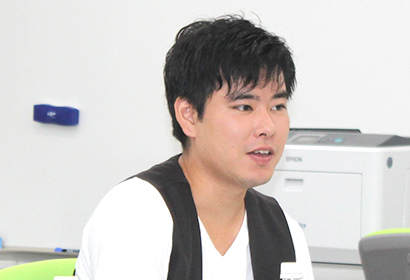須﨑 史也さん