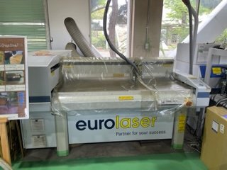 レーザー加工機.jpg