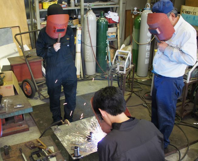 ガス溶接技能講習を行いました お知らせ 産業技術短期大学